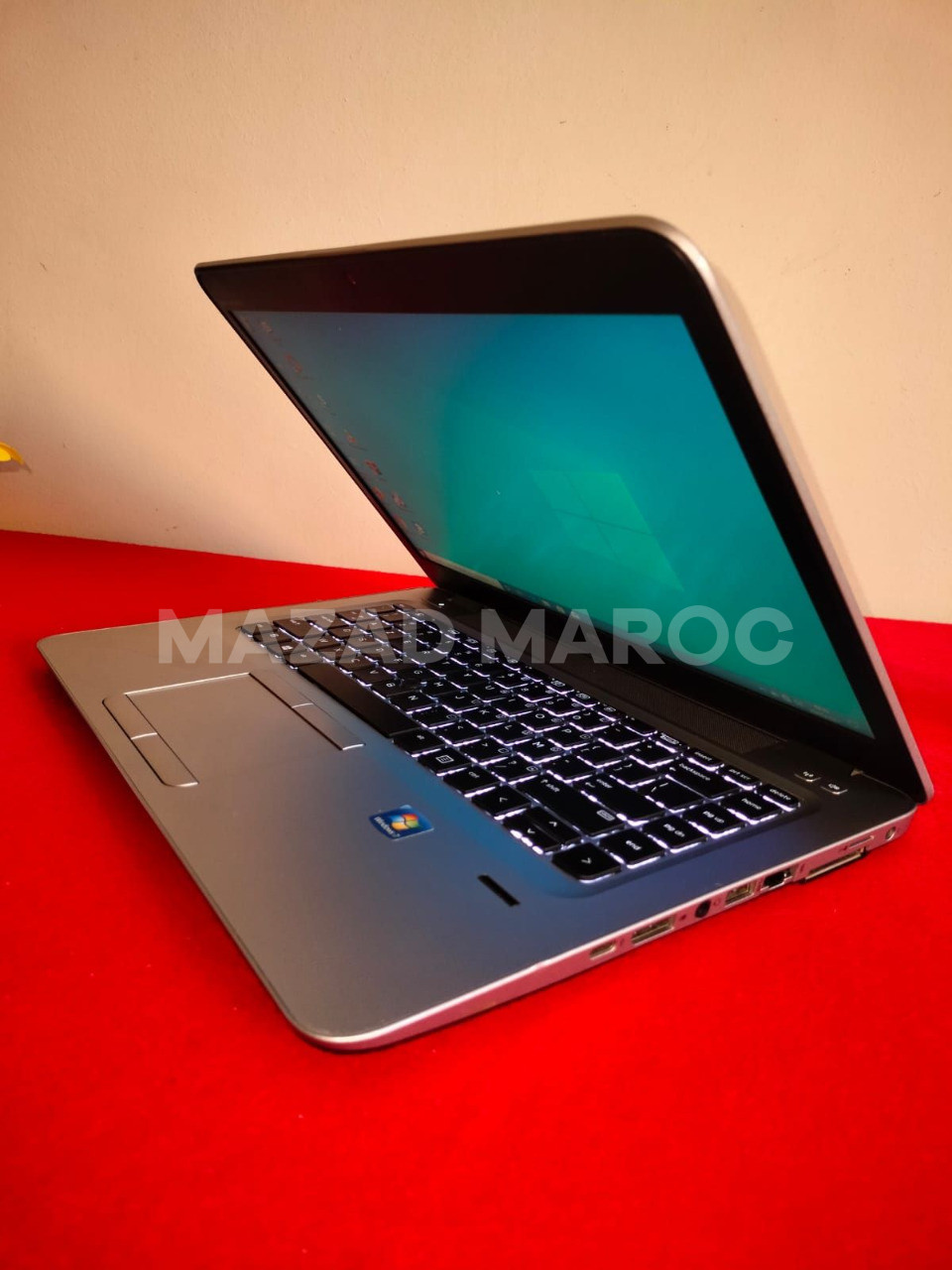 HP  Slim Top  ElitBook 745 G3   AMD Pro A10-1.80GH   RAM 8G 180G SSD
