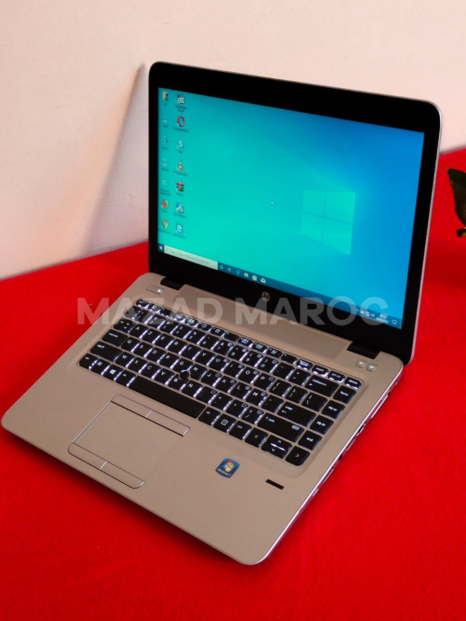 HP  Slim Top  ElitBook 745 G3   AMD Pro A10-1.80GH   RAM 8G 180G SSD